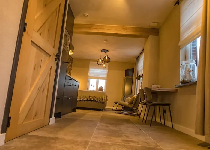 Bie Zus بيت ضيافة Buggenum